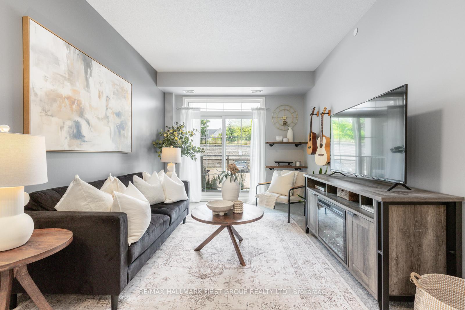 Photo 7 of Unit 113, 80 Aspen Springs Drive, Clarington, Bowmanville — HOMEH