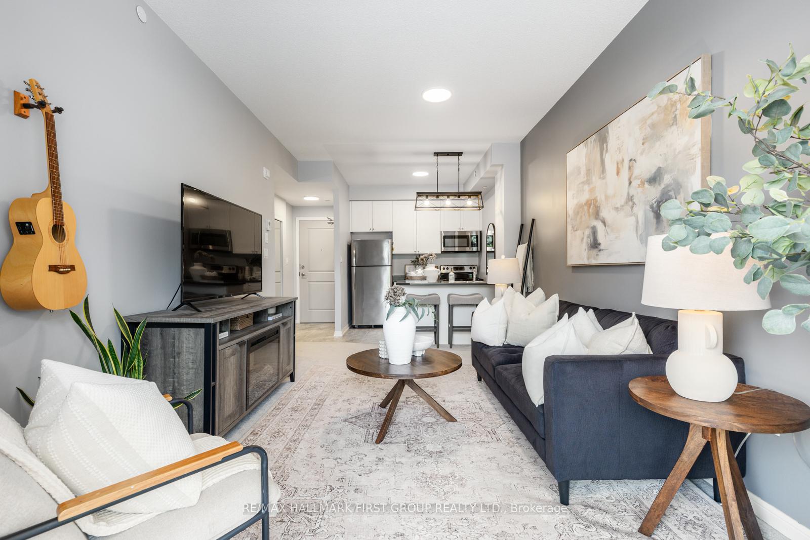 Photo 8 of Unit 113, 80 Aspen Springs Drive, Clarington, Bowmanville — HOMEH