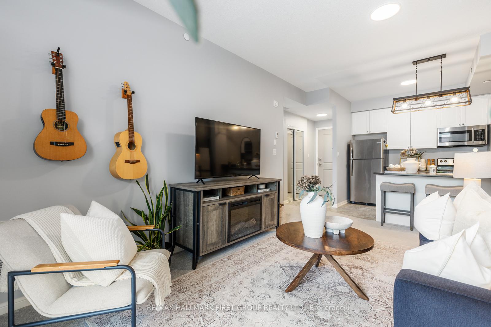 Photo 10 of Unit 113, 80 Aspen Springs Drive, Clarington, Bowmanville — HOMEH