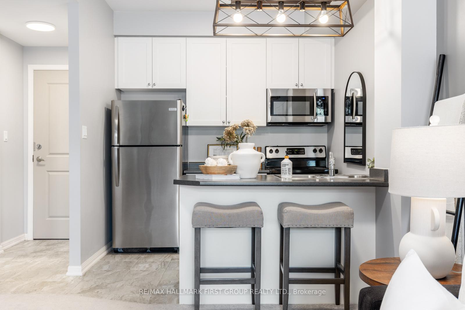 Photo 11 of Unit 113, 80 Aspen Springs Drive, Clarington, Bowmanville — HOMEH