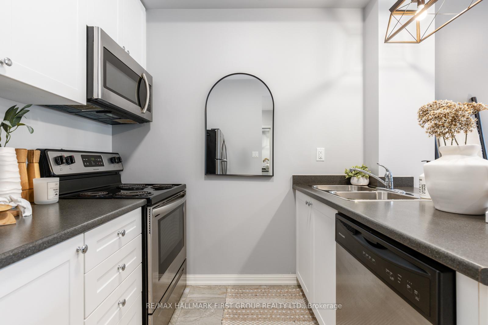 Photo 13 of Unit 113, 80 Aspen Springs Drive, Clarington, Bowmanville — HOMEH