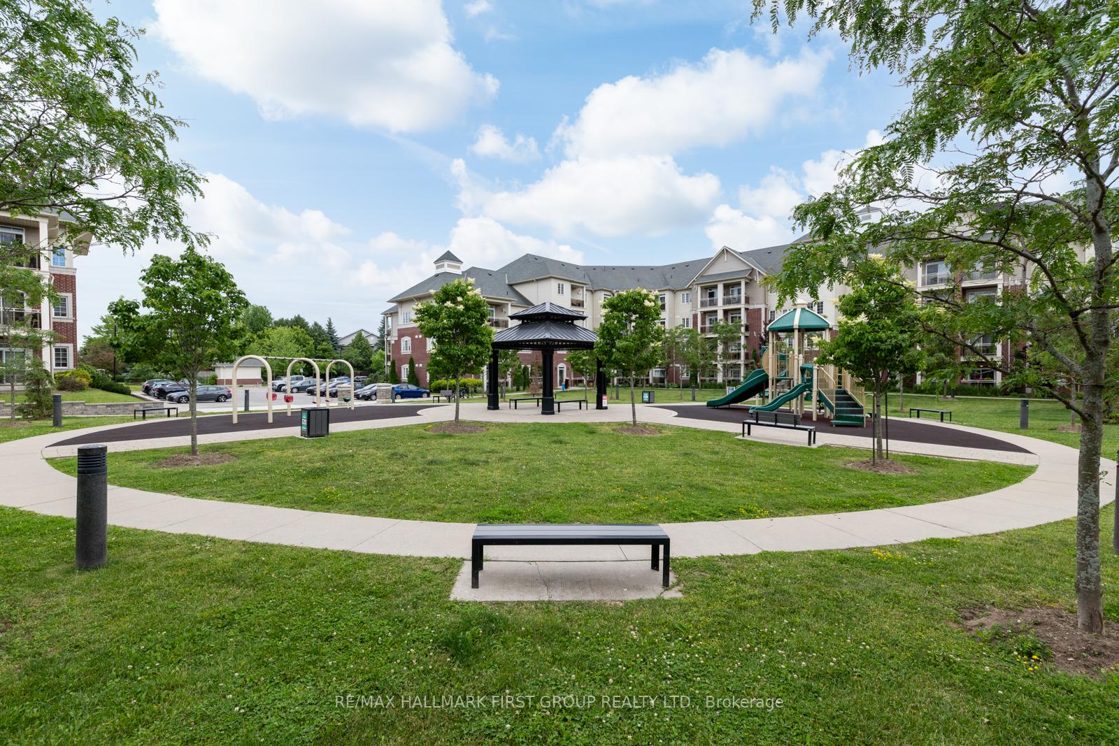 Photo 35 of Unit 113, 80 Aspen Springs Drive, Clarington, Bowmanville — HOMEH