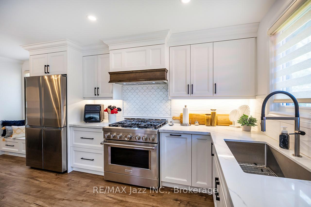 Photo 18 of 29 Harold Street, Whitby, Blue Grass Meadows — HOMEH