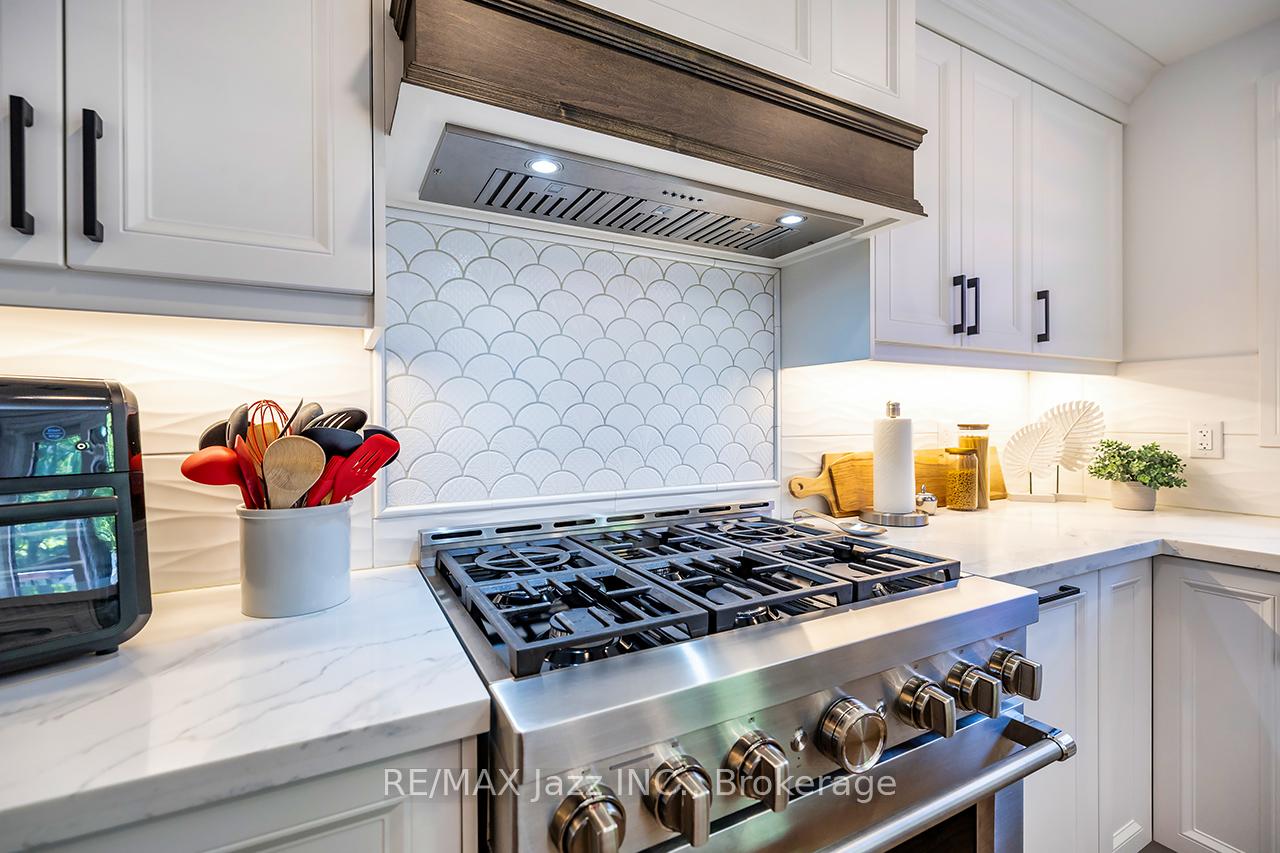 Photo 19 of 29 Harold Street, Whitby, Blue Grass Meadows — HOMEH