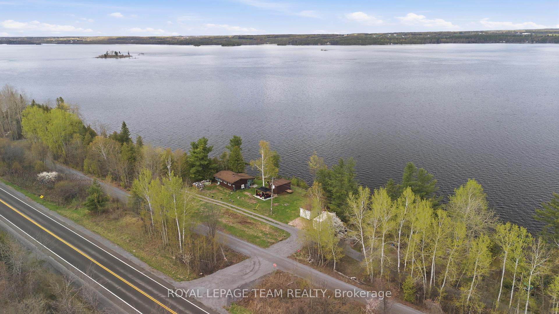 Photo 4 of 60 Wrangell Road, McNab/Braeside, Mcnab/Braeside Twps — HOMEH