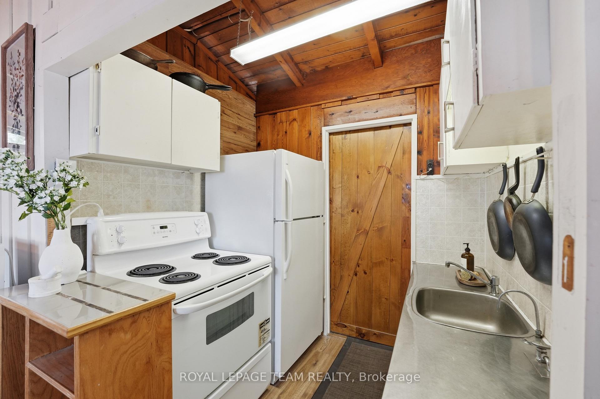 Photo 21 of 60 Wrangell Road, McNab/Braeside, Mcnab/Braeside Twps — HOMEH