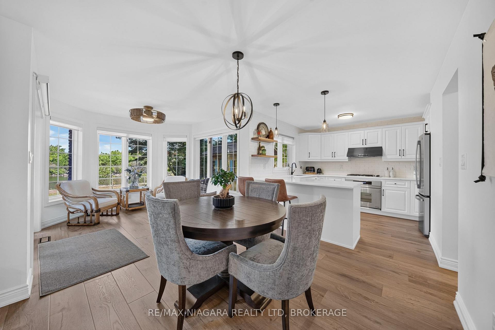 Photo 26 of 633 Clarence Street, Port Colborne, Sugarloaf — HOMEH
