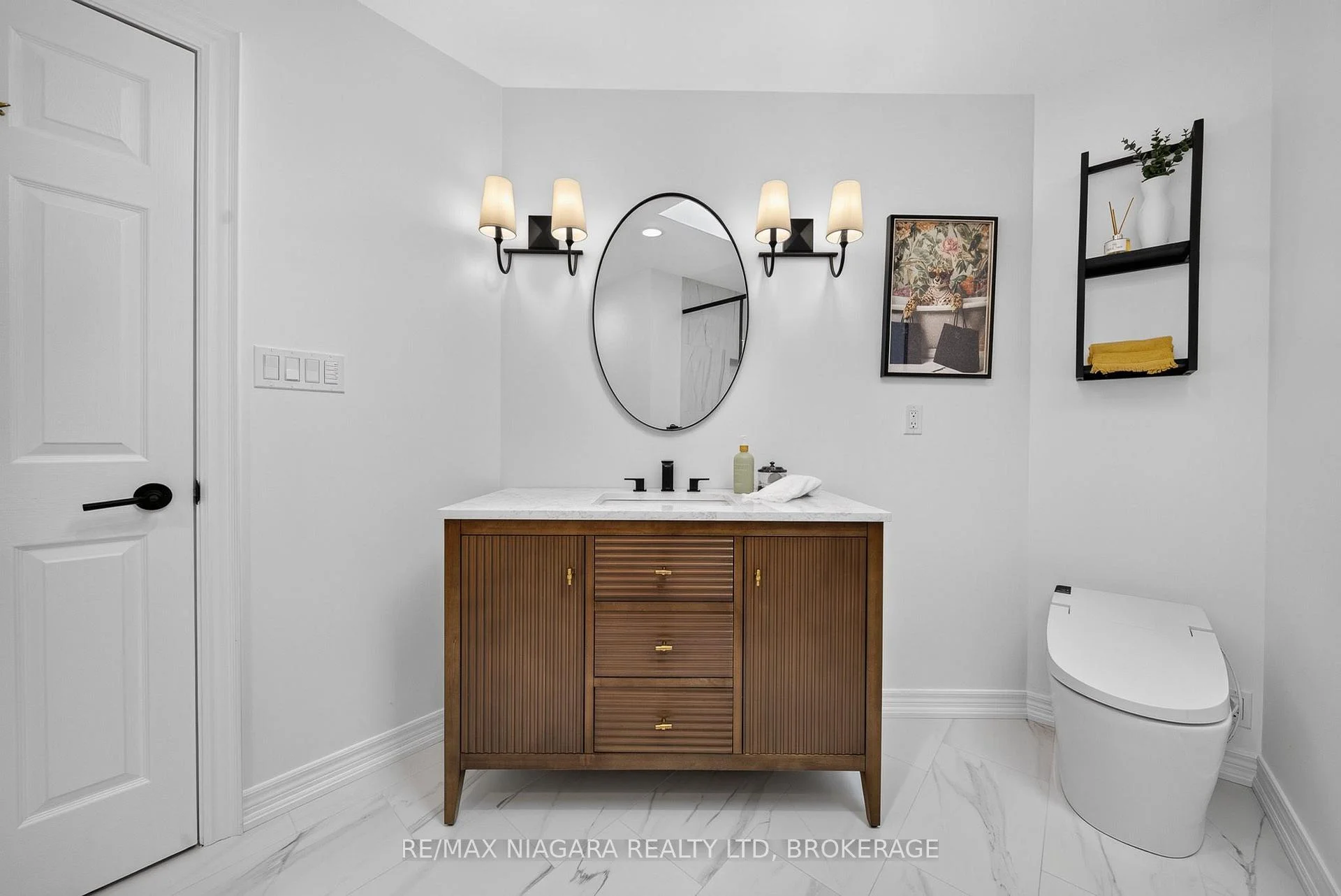 Photo 15 of 633 Clarence Street, Port Colborne, Sugarloaf — HOMEH