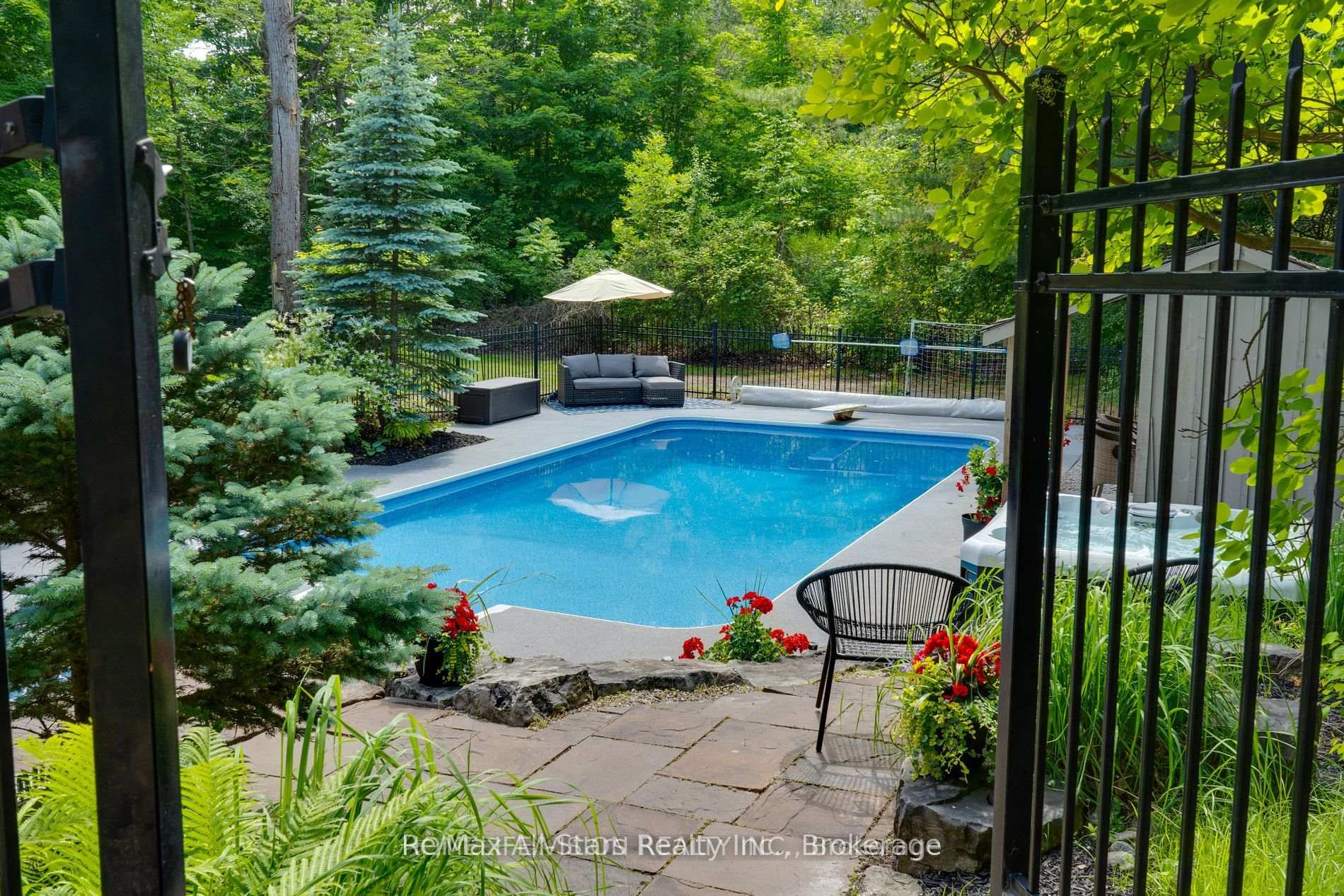 Photo 7 of 24 The Pines Lane, Brock, Rural Brock — HOMEH