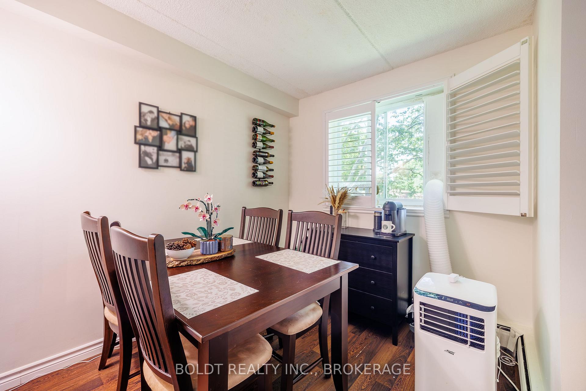 Photo 8 of Unit 210, 6 Westlake Lane, St. Catharines, Lakeport — HOMEH