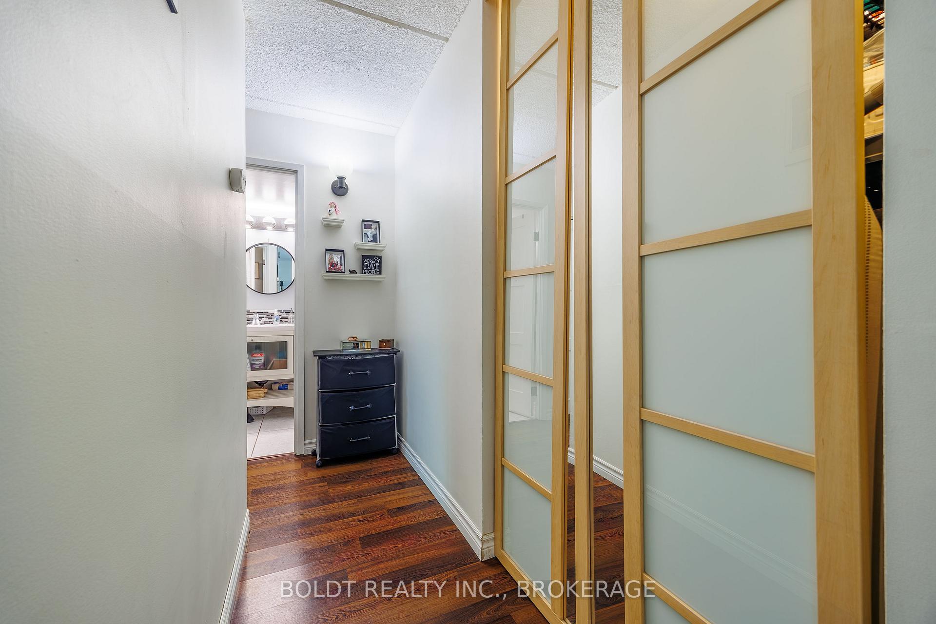 Photo 9 of Unit 210, 6 Westlake Lane, St. Catharines, Lakeport — HOMEH