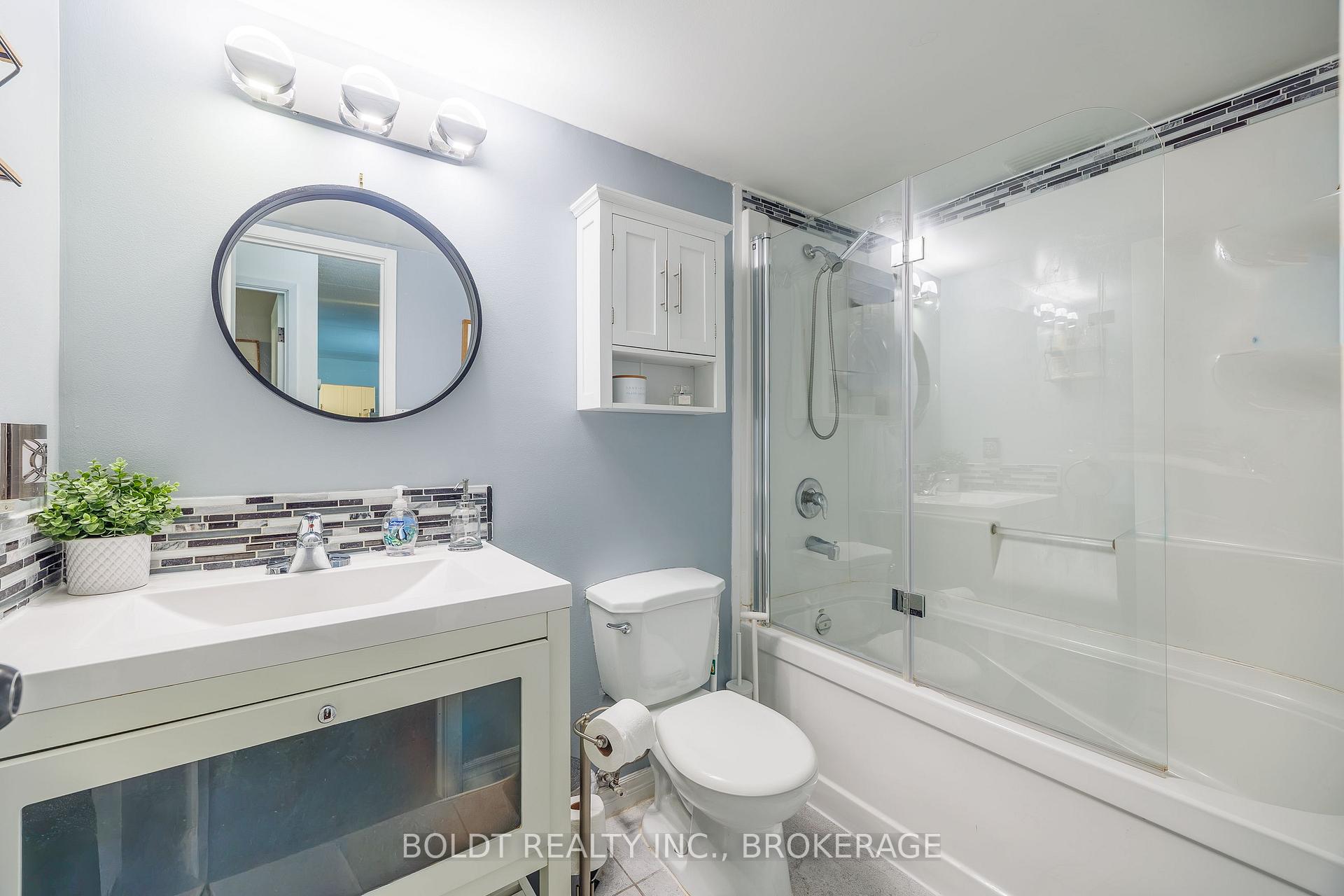 Photo 10 of Unit 210, 6 Westlake Lane, St. Catharines, Lakeport — HOMEH