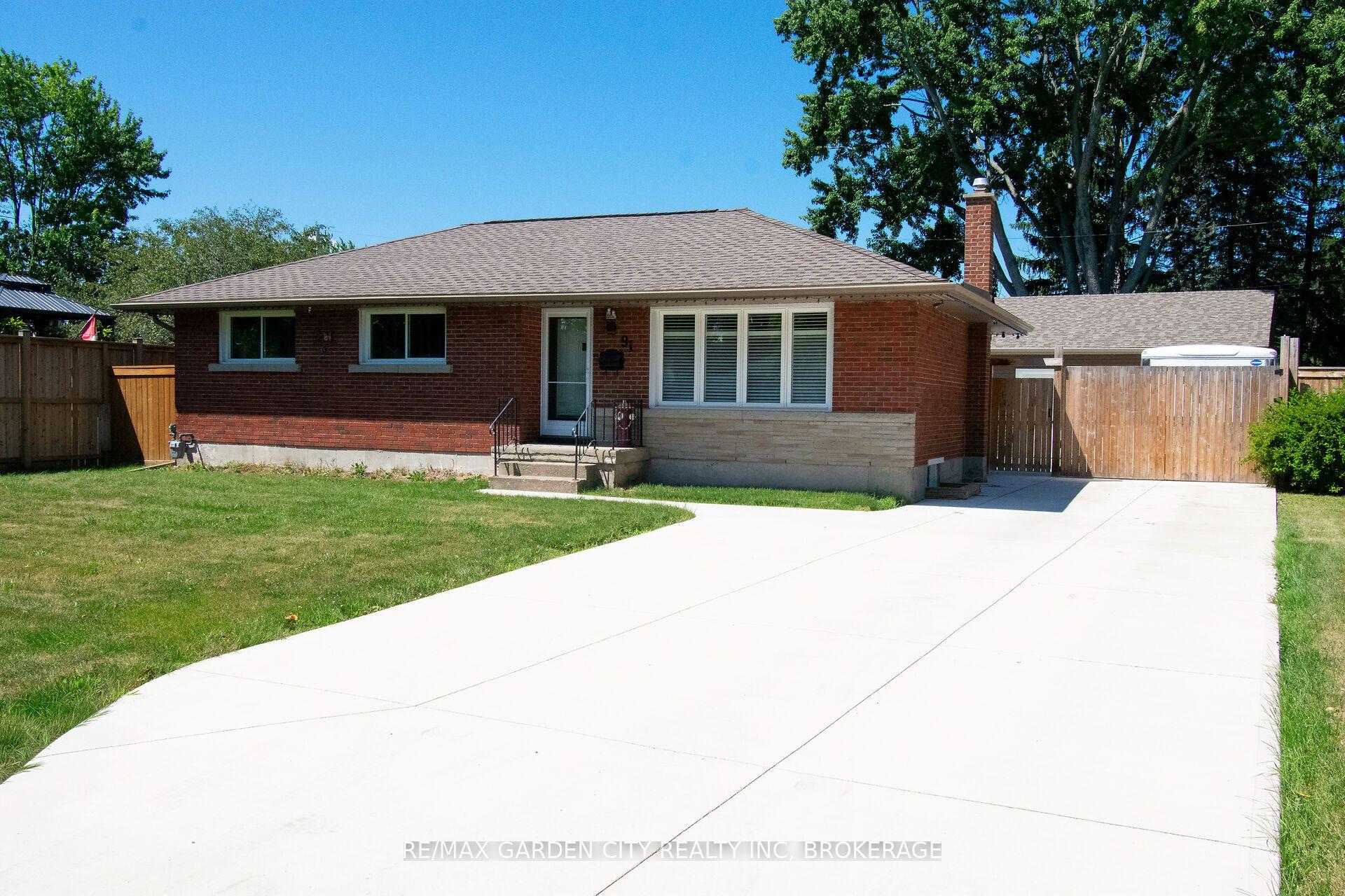 Photo of 91 Crescent Drive