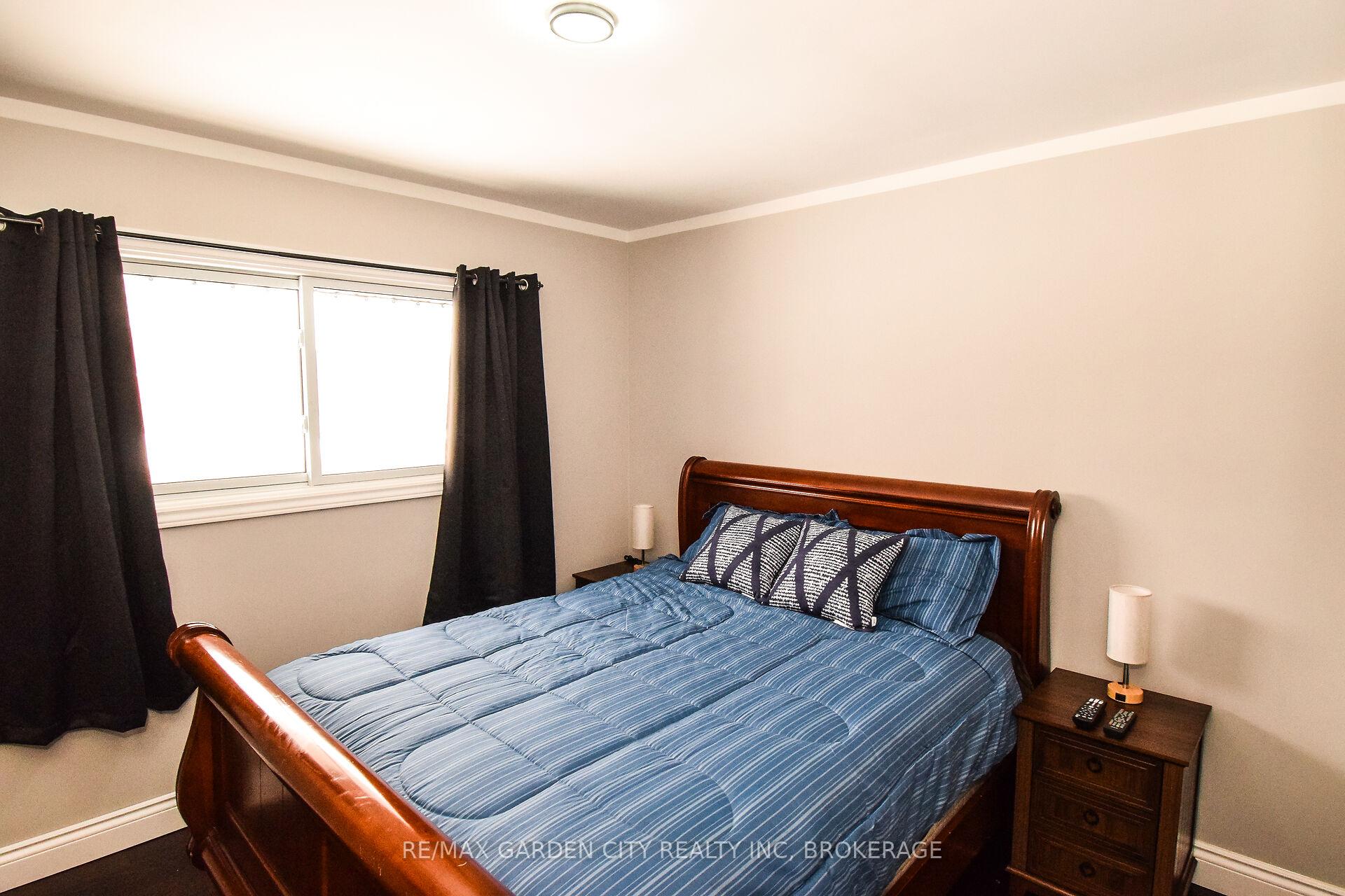 Photo 10 of 91 Crescent Drive, Welland, Dain City — HOMEH