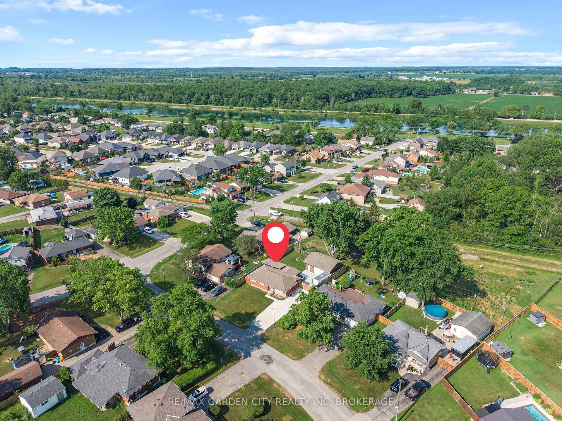 Photo 44 of 91 Crescent Drive, Welland, Dain City — HOMEH