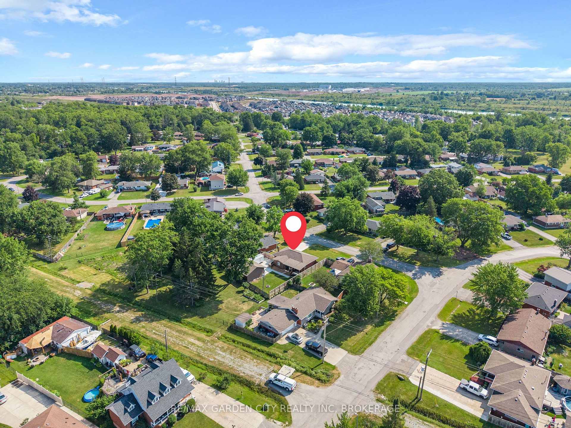 Photo 46 of 91 Crescent Drive, Welland, Dain City — HOMEH