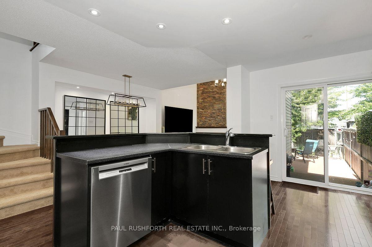 Photo 12 of 505 Salzburg Drive, Ottawa, Notting Hill/Summerside — HOMEH