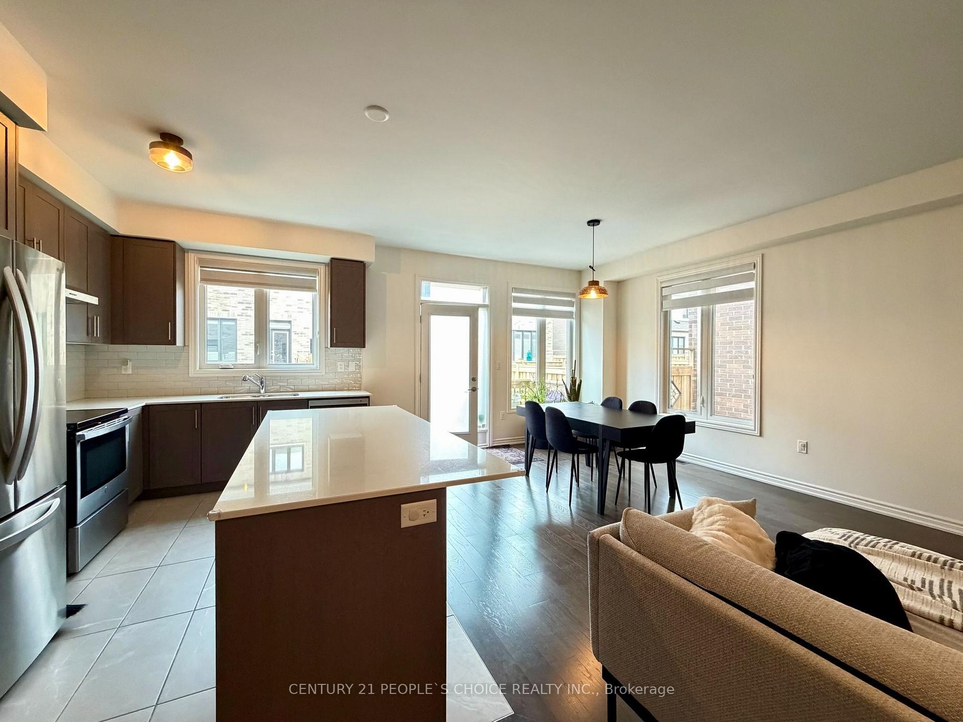 Photo 11 of 487 Bergamot Avenue, Milton, Walker — HOMEH