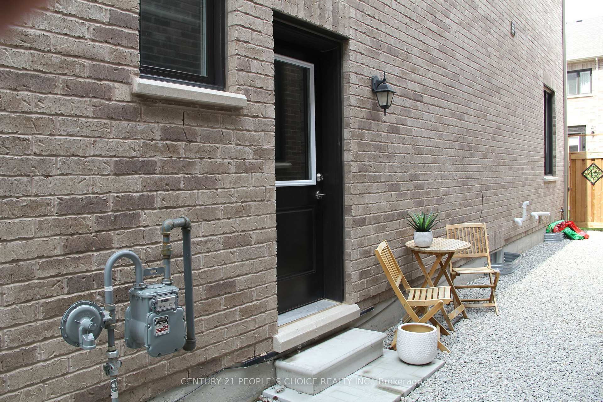 Photo 26 of 487 Bergamot Avenue, Milton, Walker — HOMEH