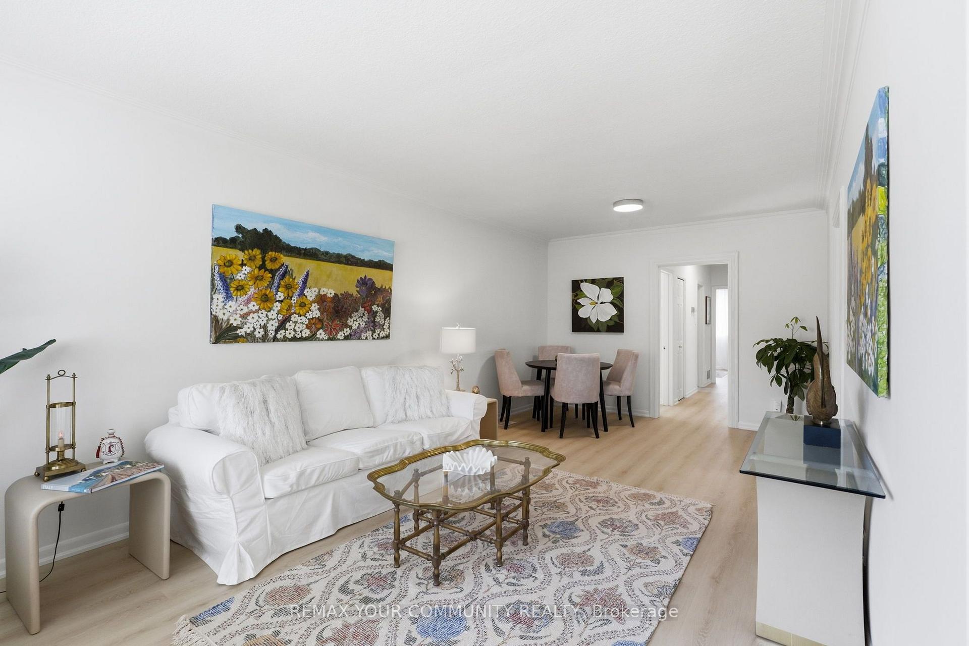 Photo 8 of 2 Doonaree Drive, North York, Parkwoods-Donalda — HOMEH