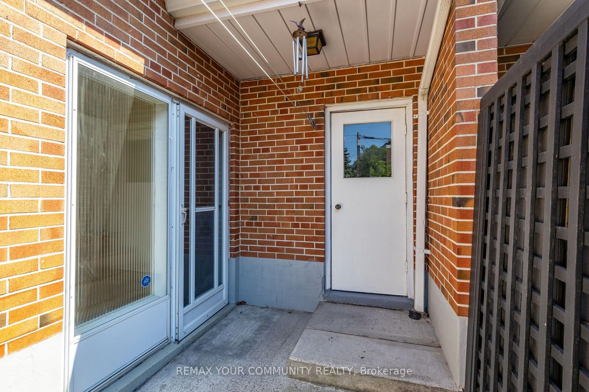 Photo 25 of 2 Doonaree Drive, North York, Parkwoods-Donalda — HOMEH
