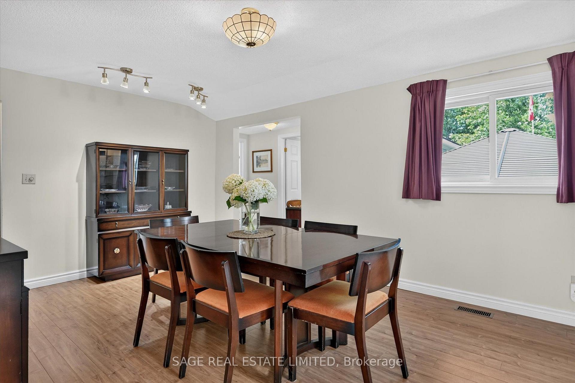 Photo 17 of 39 Riverside Drive, Kawartha Lakes, Ops — HOMEH