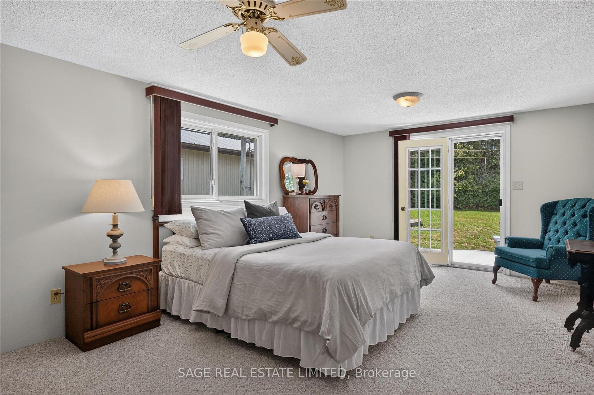 Photo 21 of 39 Riverside Drive, Kawartha Lakes, Ops — HOMEH