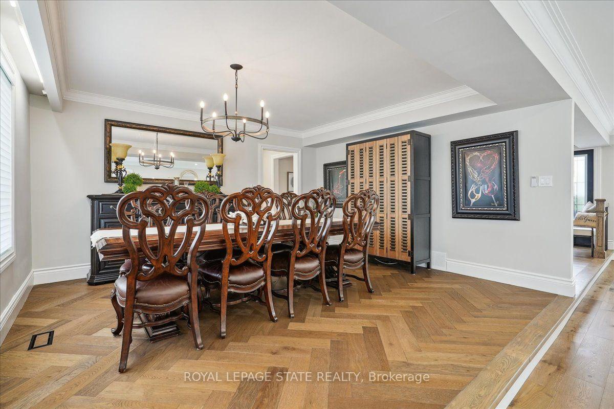 Photo 8 of 10 Azalea Court, Hamilton, Stoney Creek Mountain — HOMEH