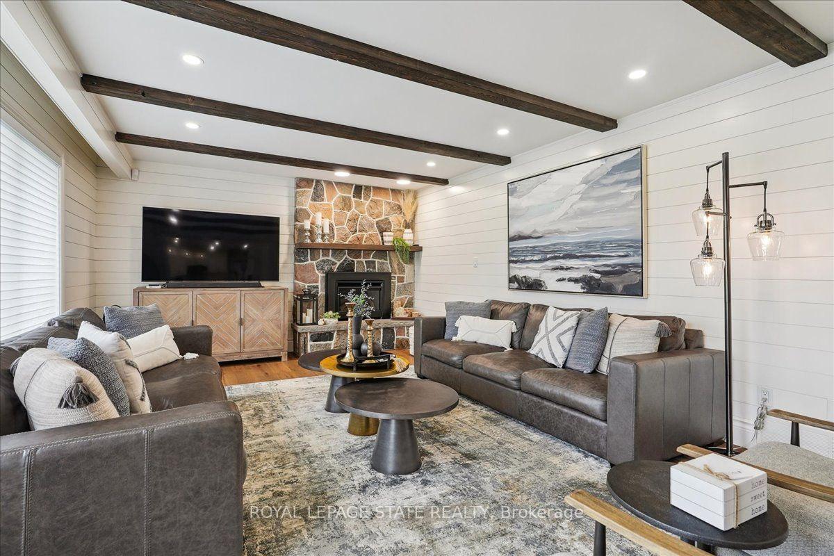 Photo 14 of 10 Azalea Court, Hamilton, Stoney Creek Mountain — HOMEH
