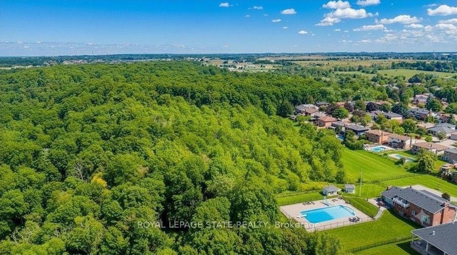 Photo 50 of 10 Azalea Court, Hamilton, Stoney Creek Mountain — HOMEH