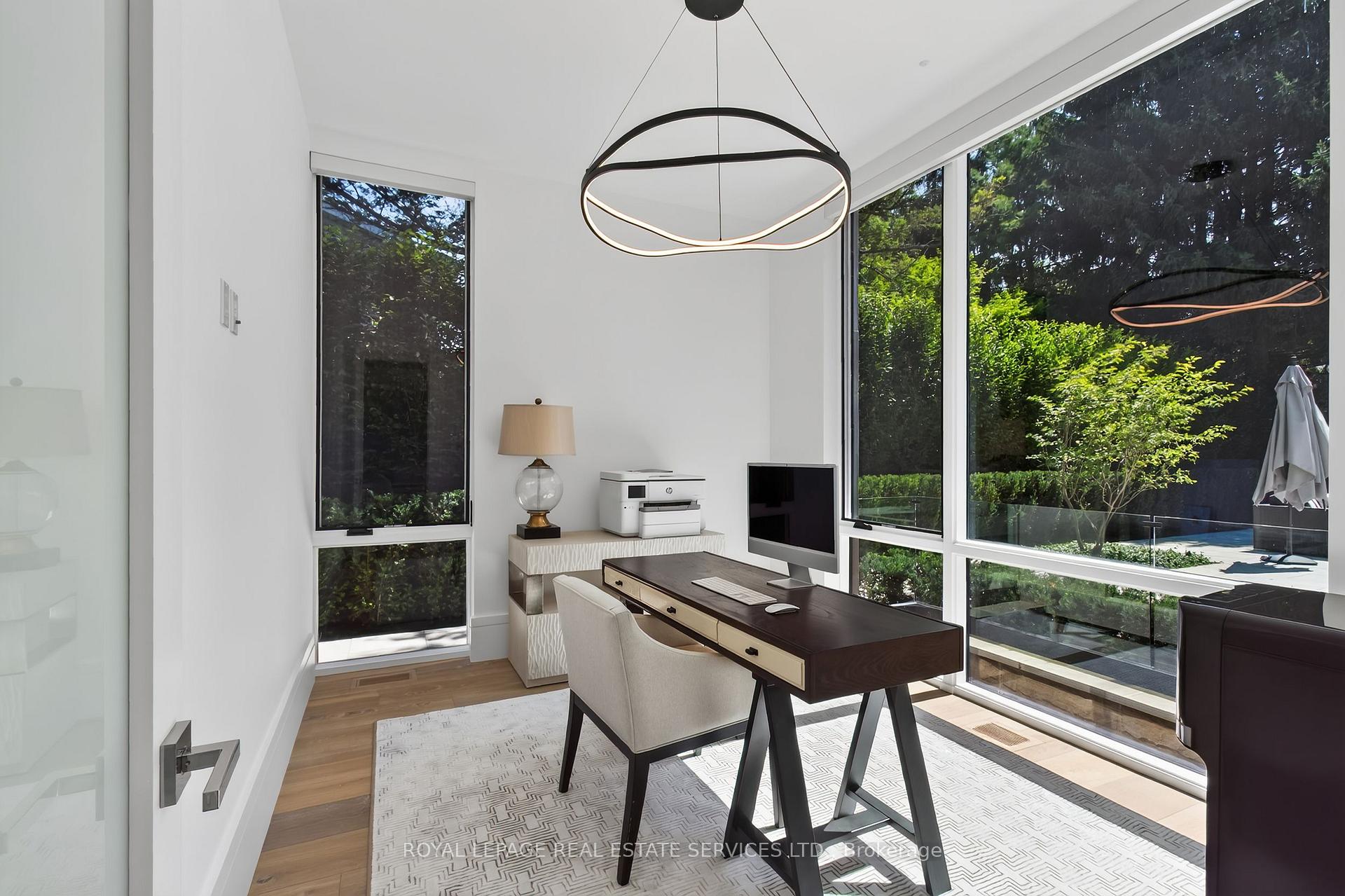 Photo 16 of 1472 Oakhill Drive, Oakville, Morrison — HOMEH