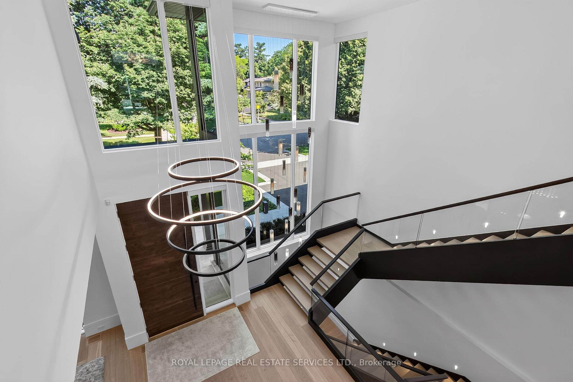 Photo 19 of 1472 Oakhill Drive, Oakville, Morrison — HOMEH