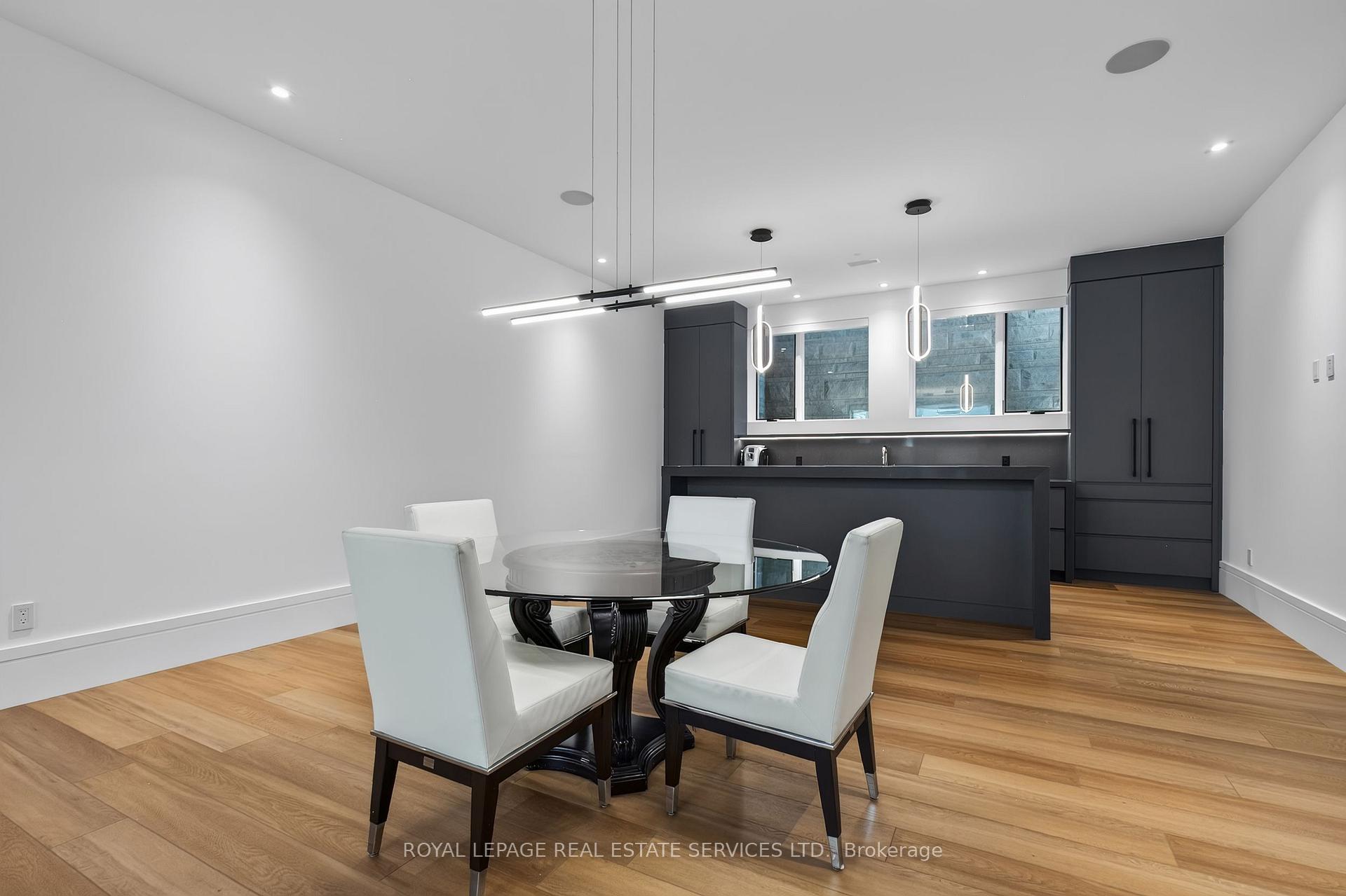 Photo 31 of 1472 Oakhill Drive, Oakville, Morrison — HOMEH