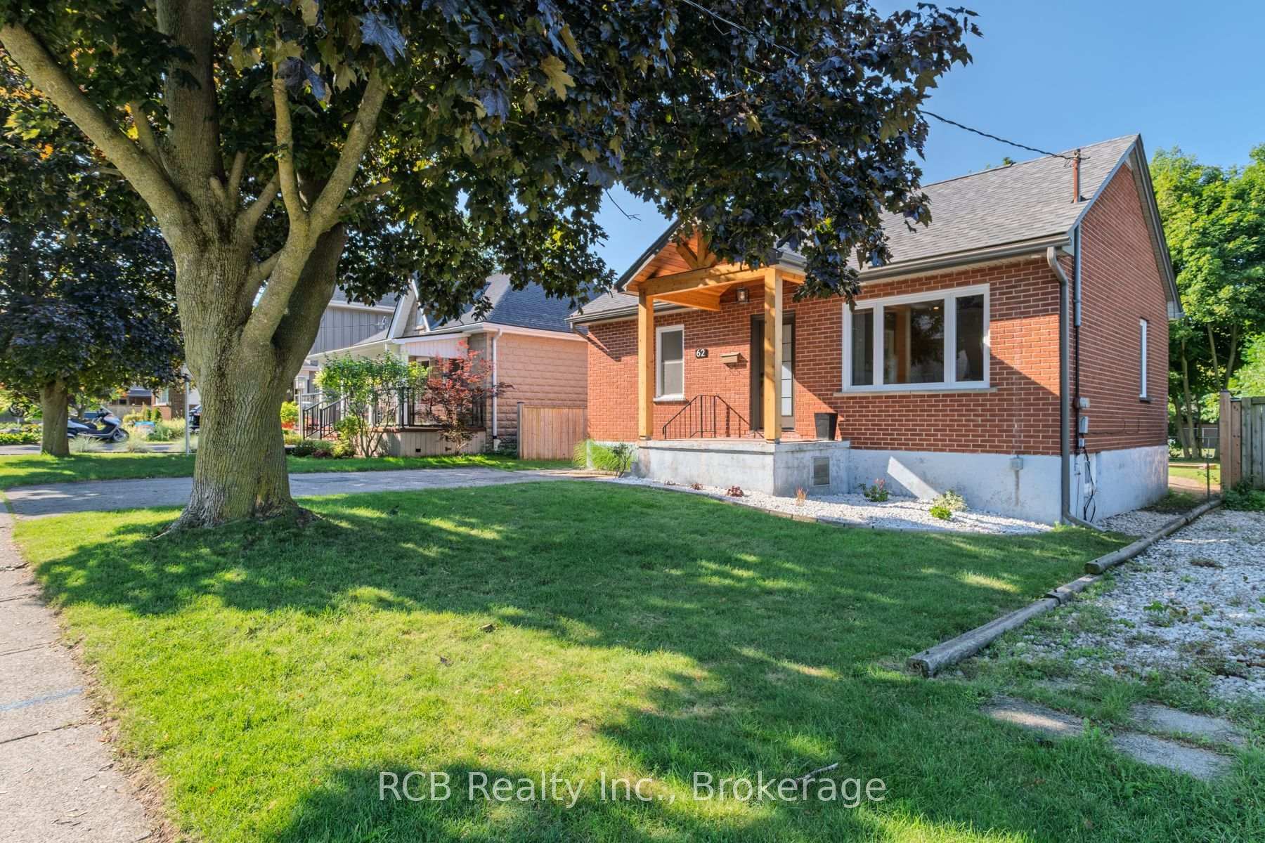 Photo 1 of 62 St Andrew Street, Brant, Paris — HOMEH