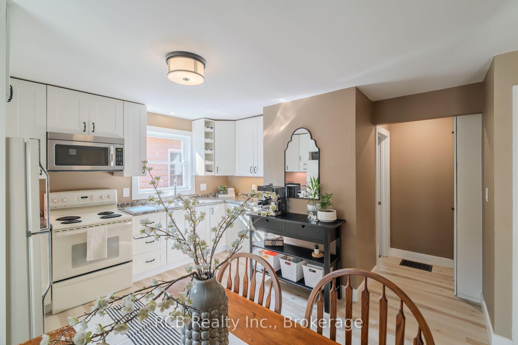 Photo 12 of 62 St Andrew Street, Brant, Paris — HOMEH