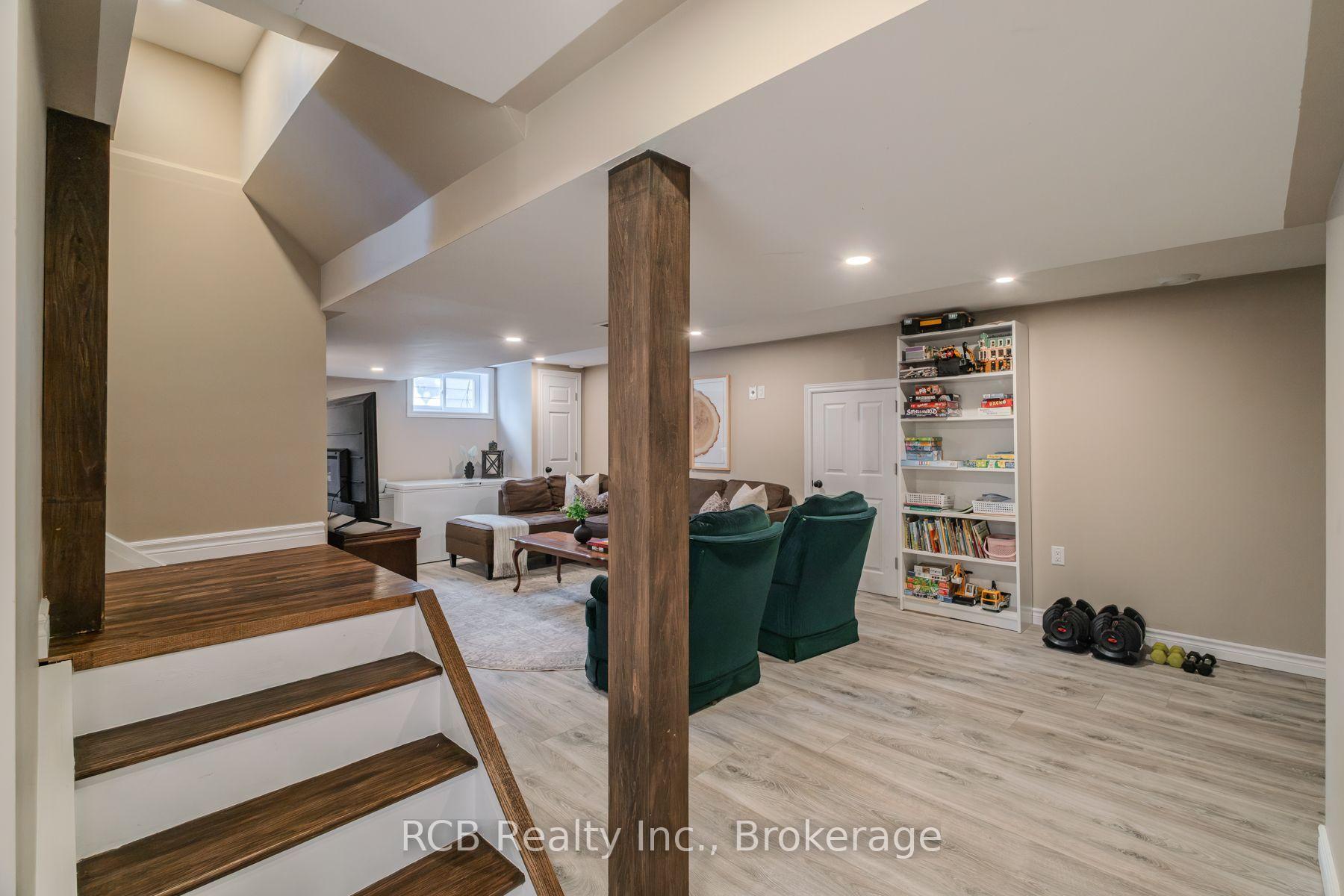 Photo 28 of 62 St Andrew Street, Brant, Paris — HOMEH
