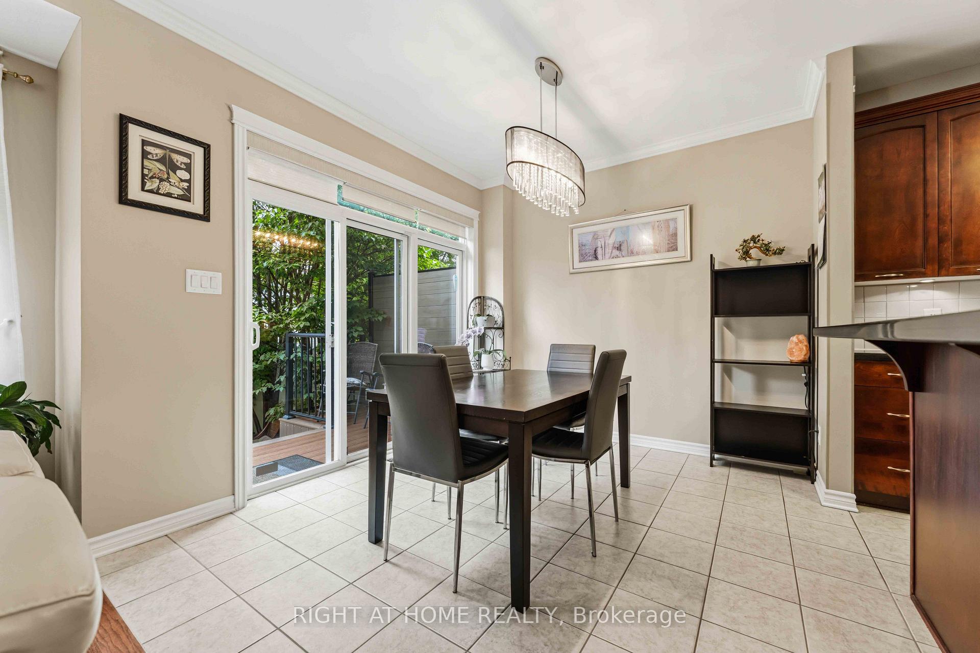 Photo 11 of 250 Tofino Private, Ottawa, Kanata - Bridlewood — HOMEH