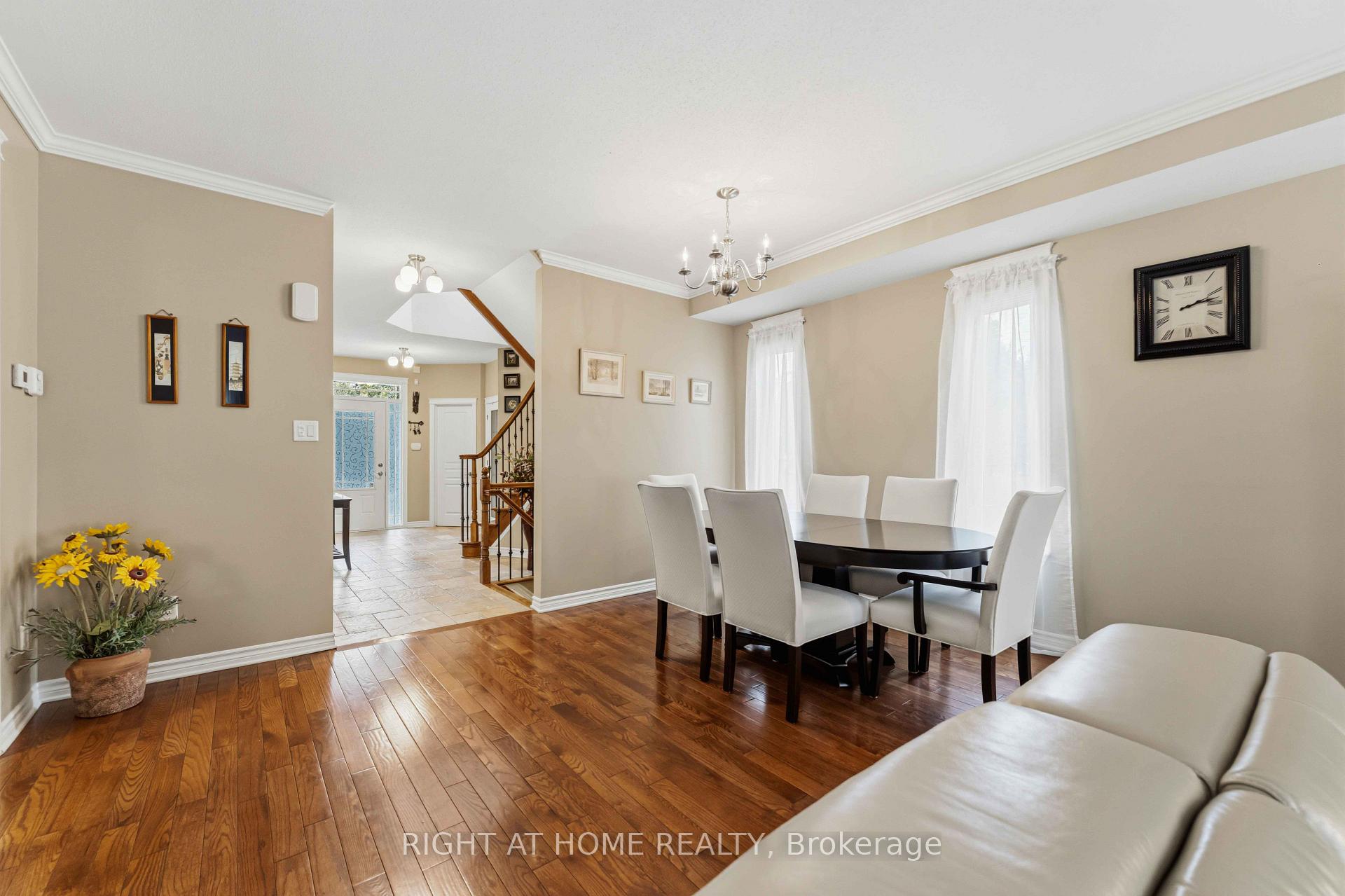 Photo 12 of 250 Tofino Private, Ottawa, Kanata - Bridlewood — HOMEH