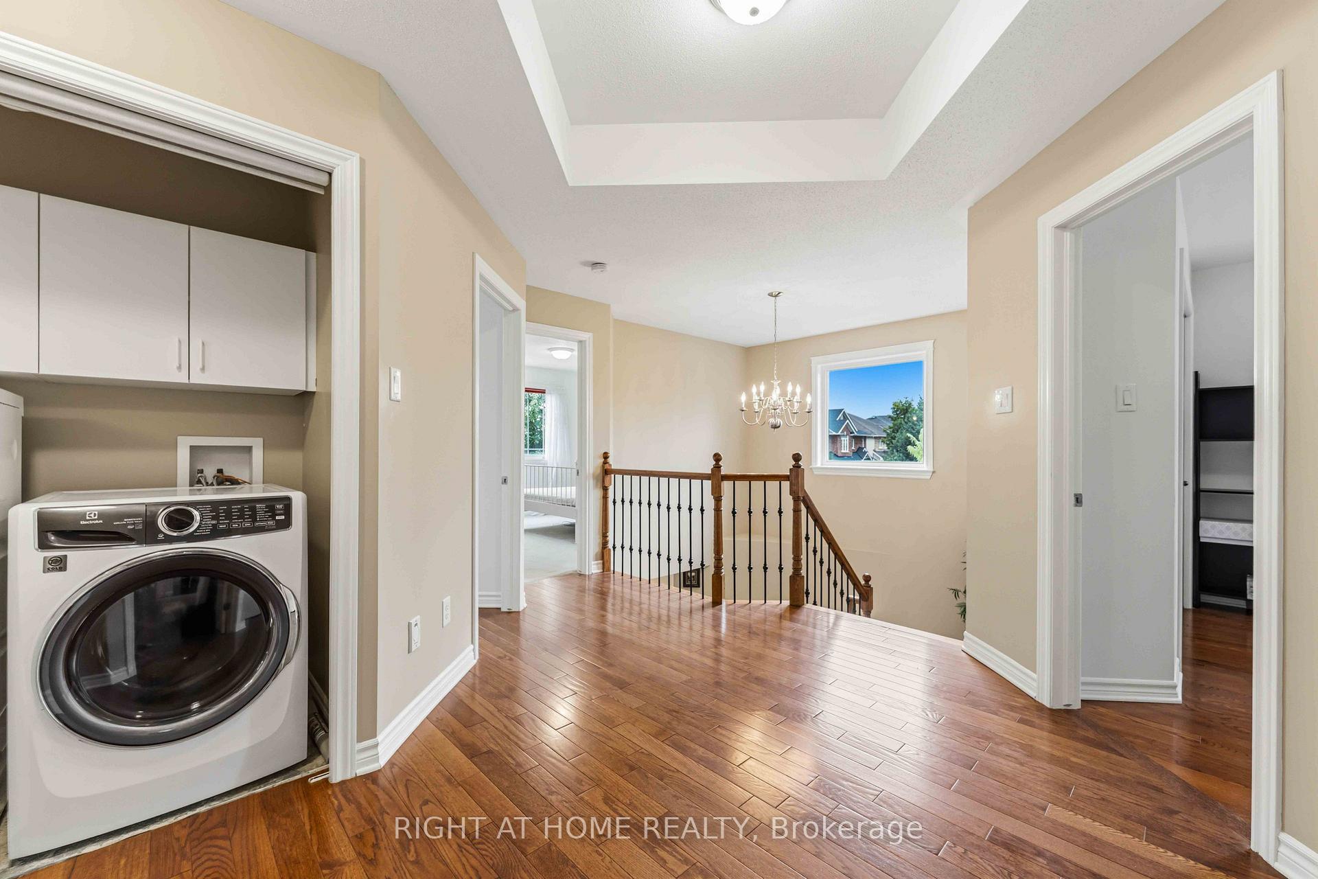 Photo 19 of 250 Tofino Private, Ottawa, Kanata - Bridlewood — HOMEH