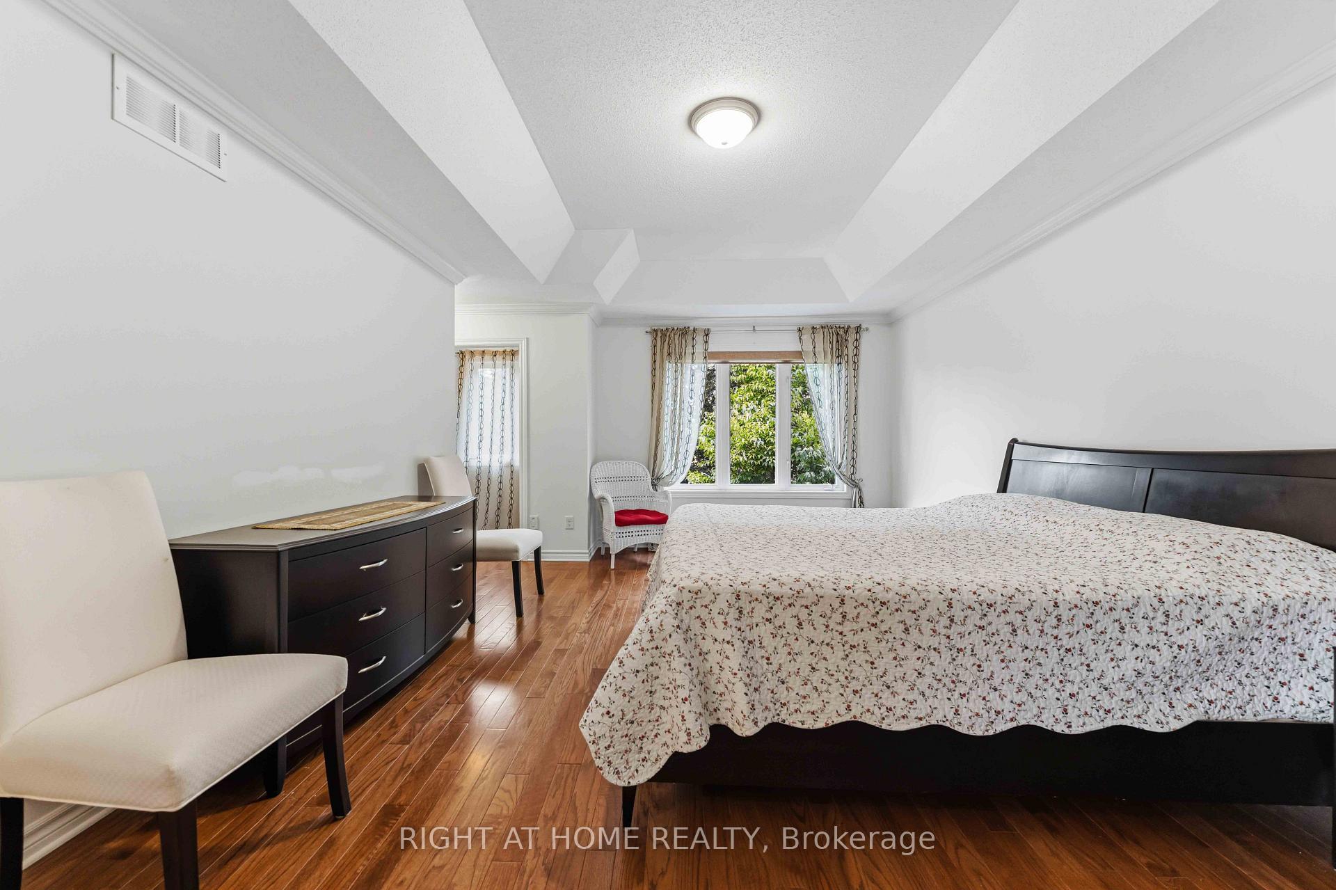 Photo 21 of 250 Tofino Private, Ottawa, Kanata - Bridlewood — HOMEH