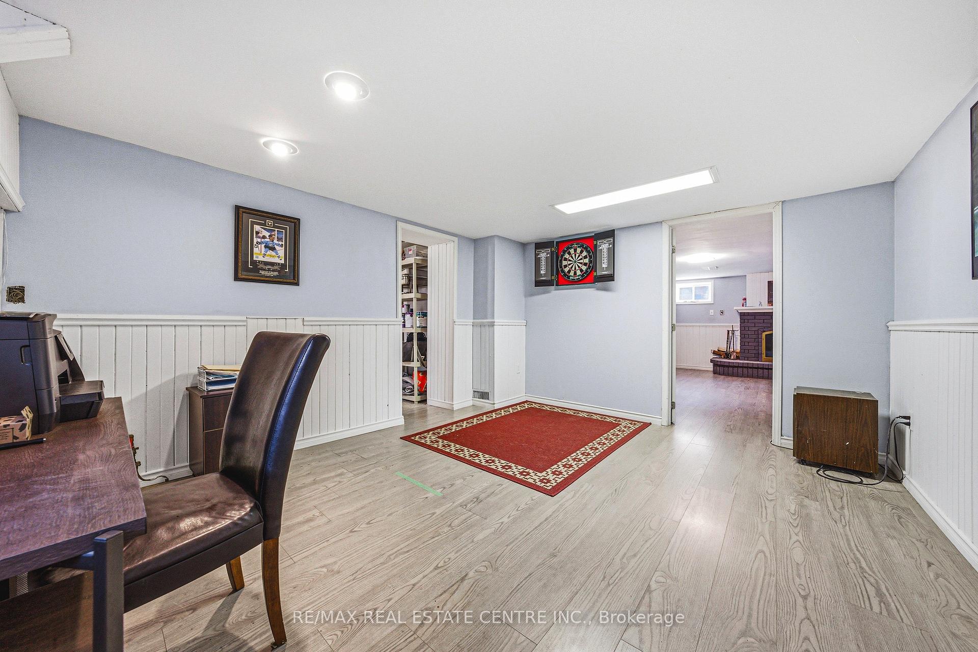 Photo 22 of 1338 Eleanor Avenue, Cambridge, Lang's Farm — HOMEH