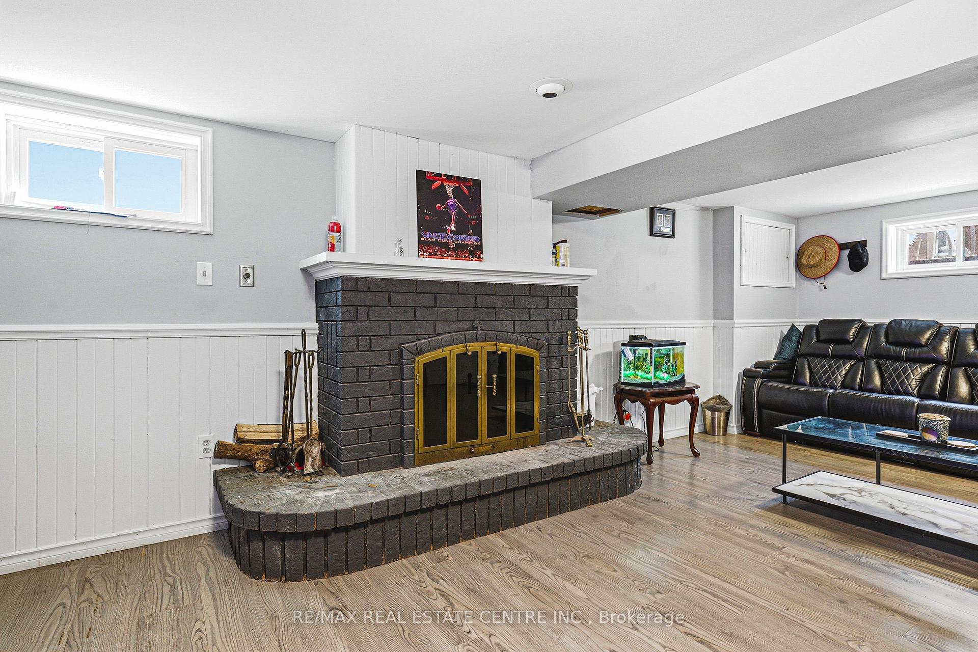 Photo 25 of 1338 Eleanor Avenue, Cambridge, Lang's Farm — HOMEH