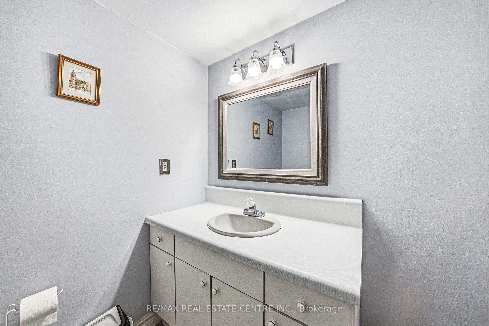 Photo 27 of 1338 Eleanor Avenue, Cambridge, Lang's Farm — HOMEH