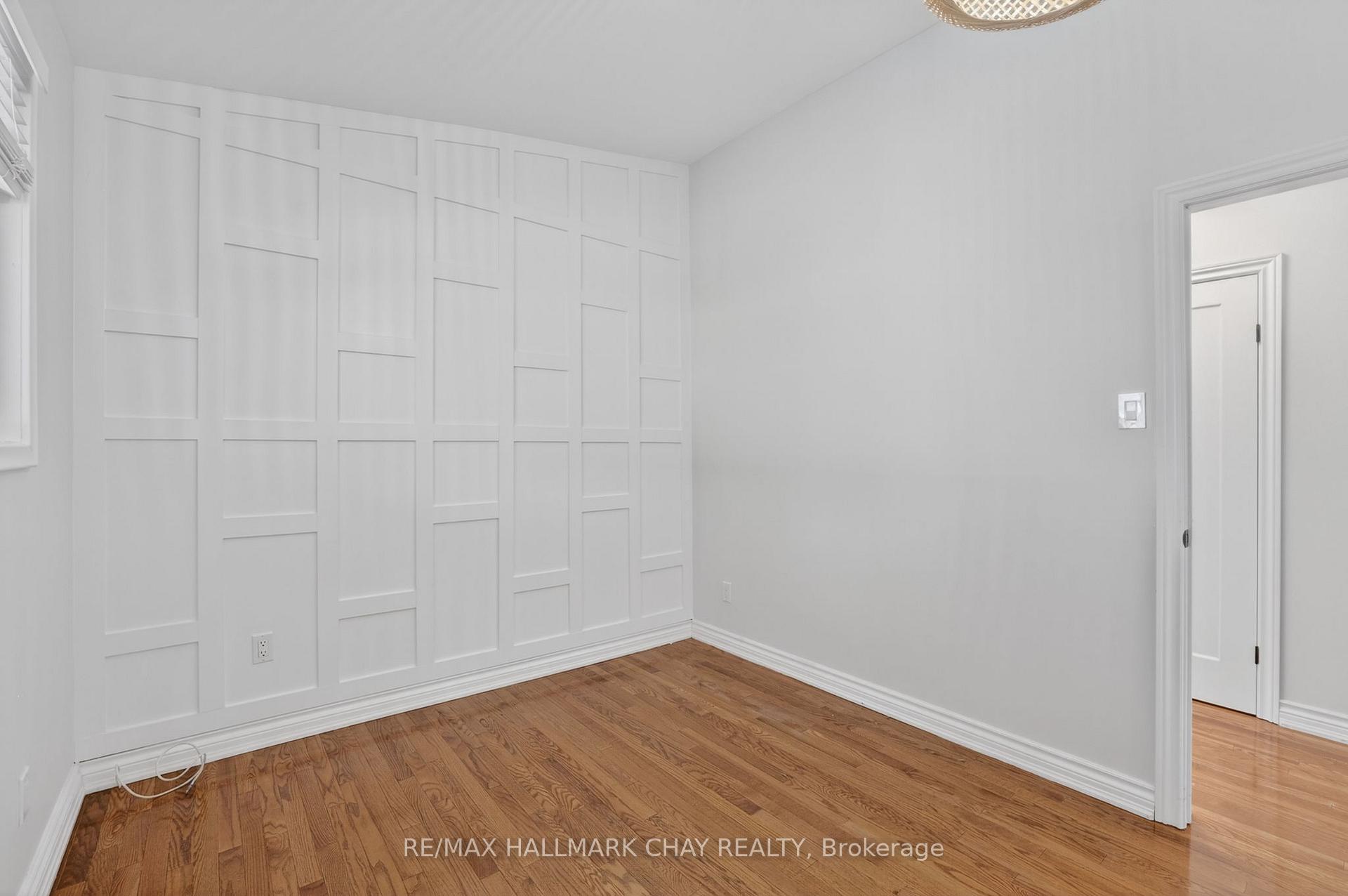 Photo 28 of Unit Upper, 80 Beaumonde Heights Drive, Etobicoke, Thistletown-Beaumonde Heights — HOMEH