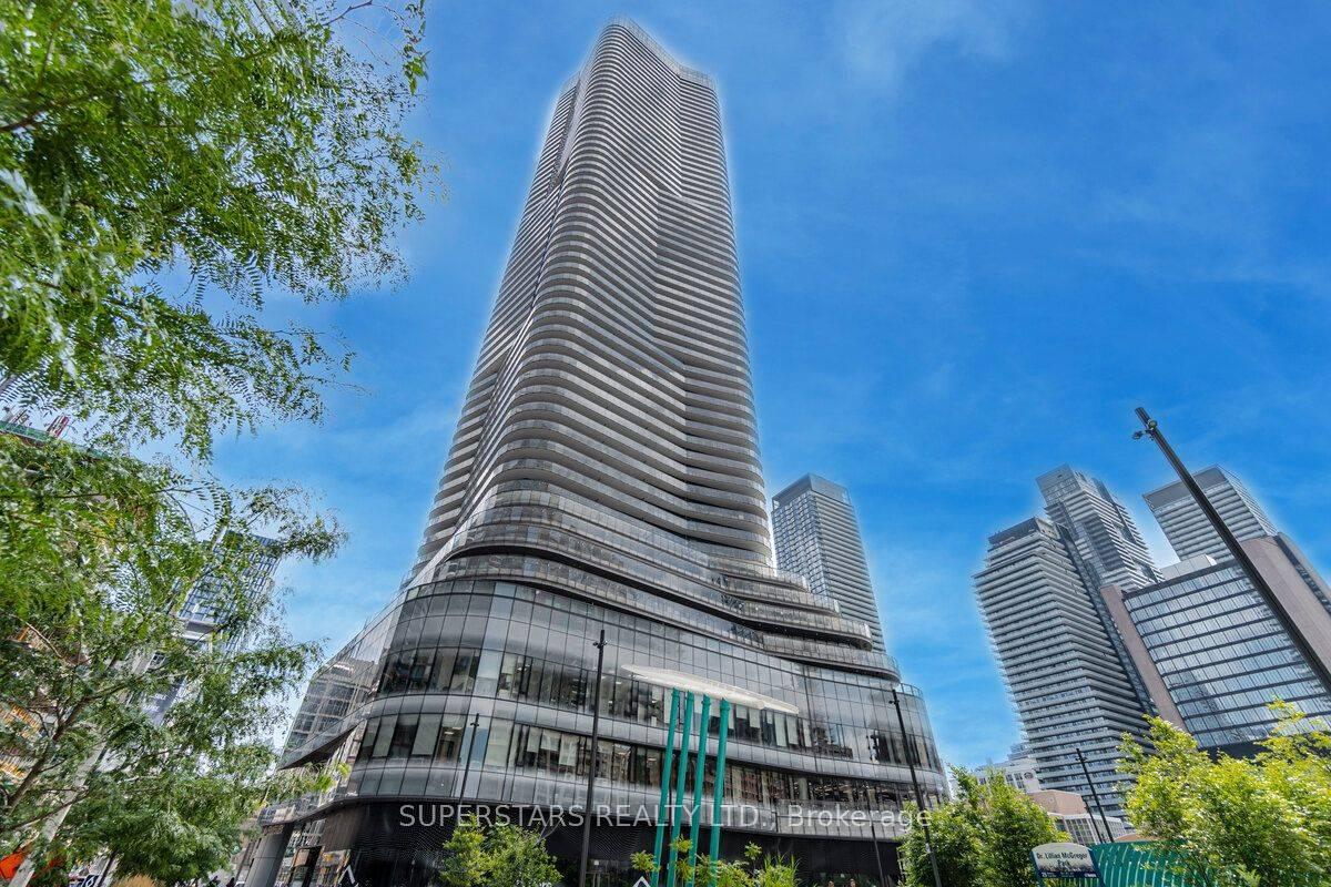 Front of Unit 3005, 11 Wellesley Street W