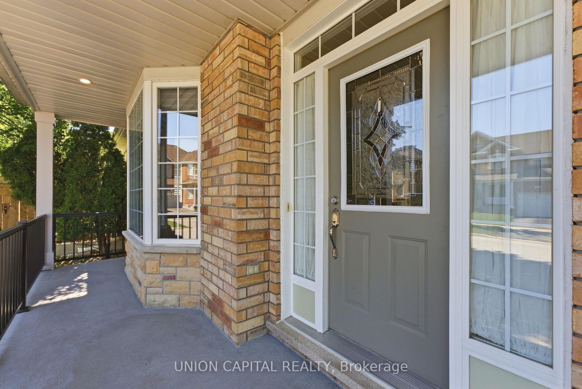 Photo 3 of 33 Eakin Mill Road, Markham, Wismer — HOMEH