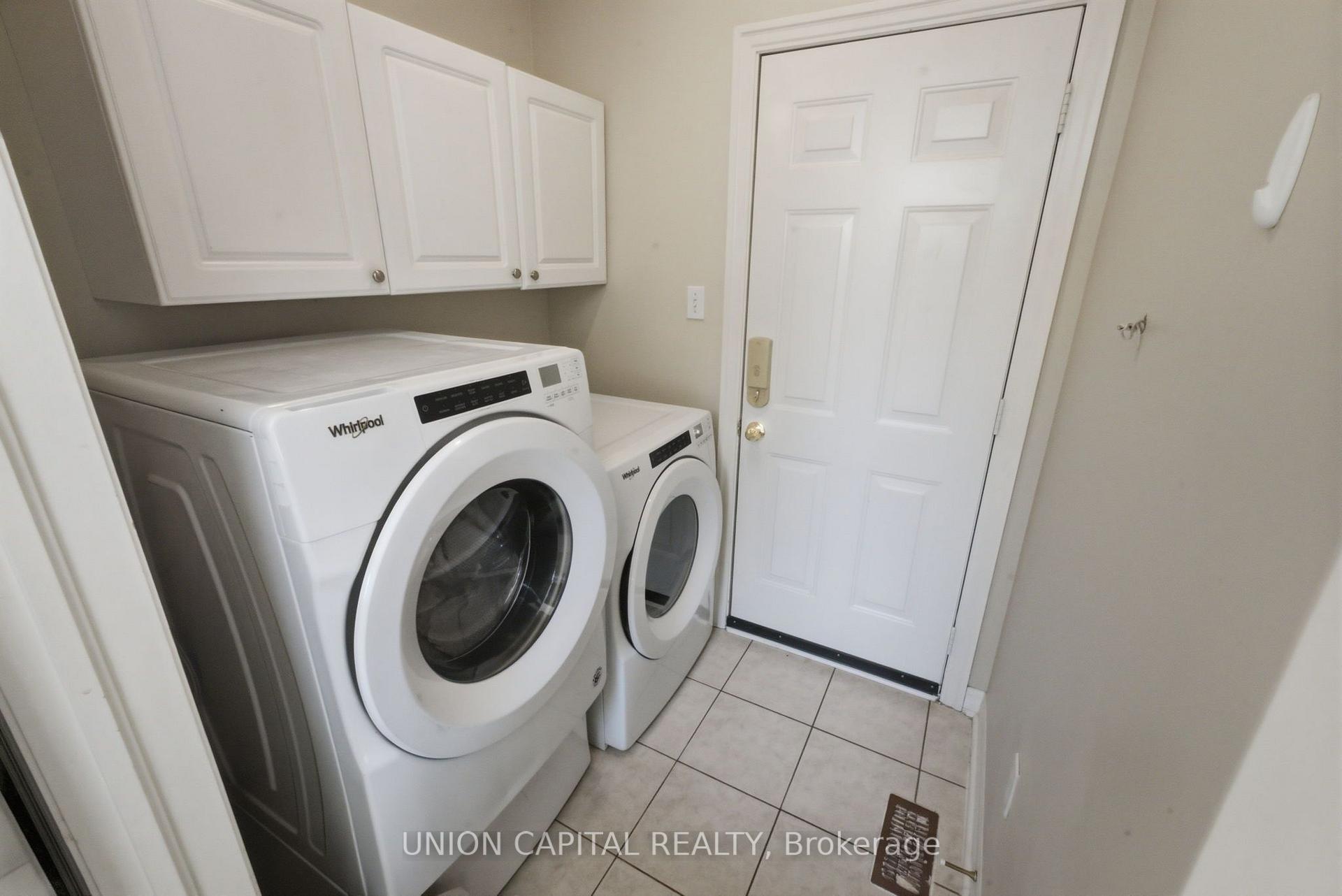 Photo 18 of 33 Eakin Mill Road, Markham, Wismer — HOMEH