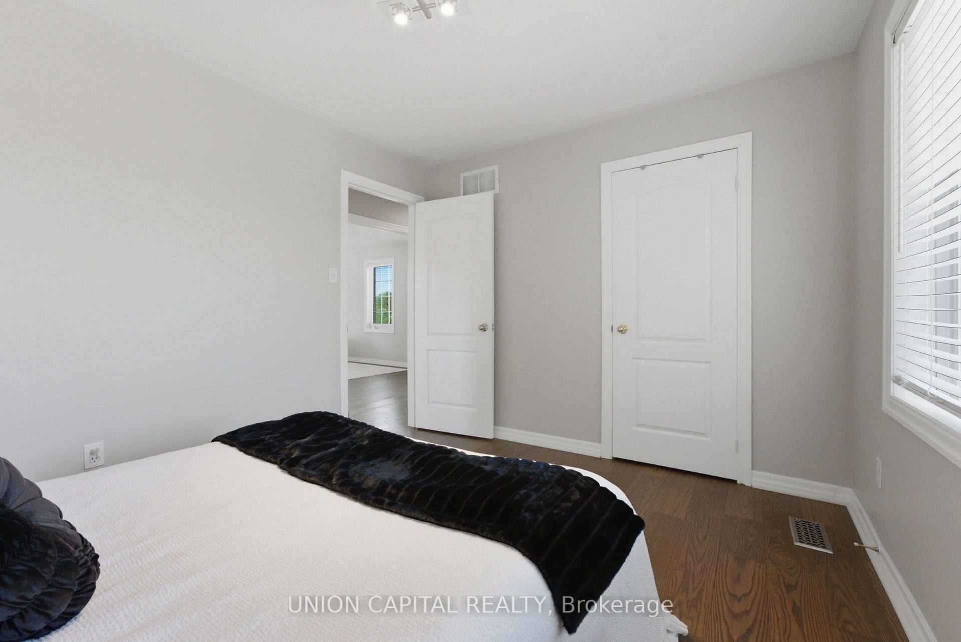 Photo 29 of 33 Eakin Mill Road, Markham, Wismer — HOMEH