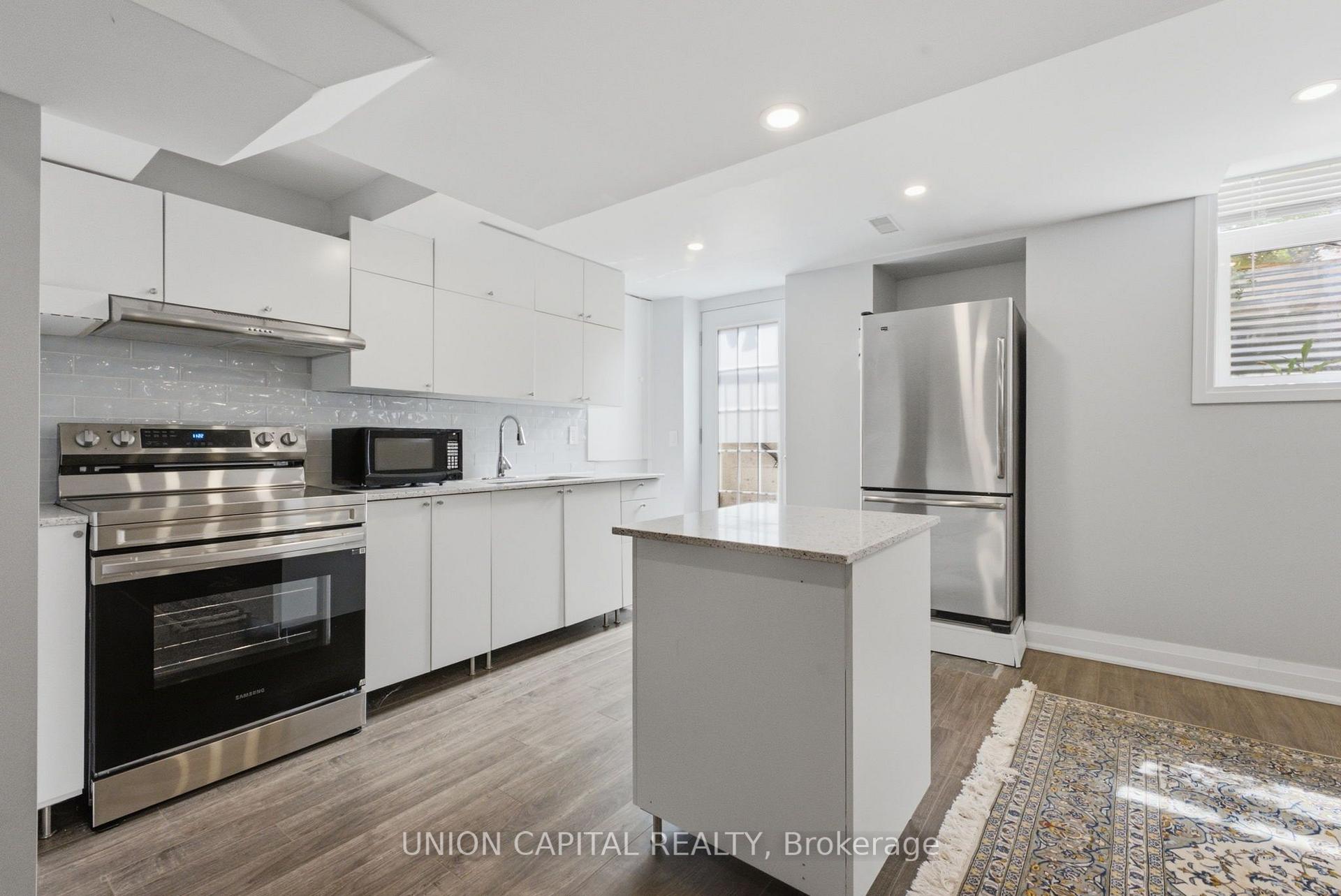 Photo 35 of 33 Eakin Mill Road, Markham, Wismer — HOMEH