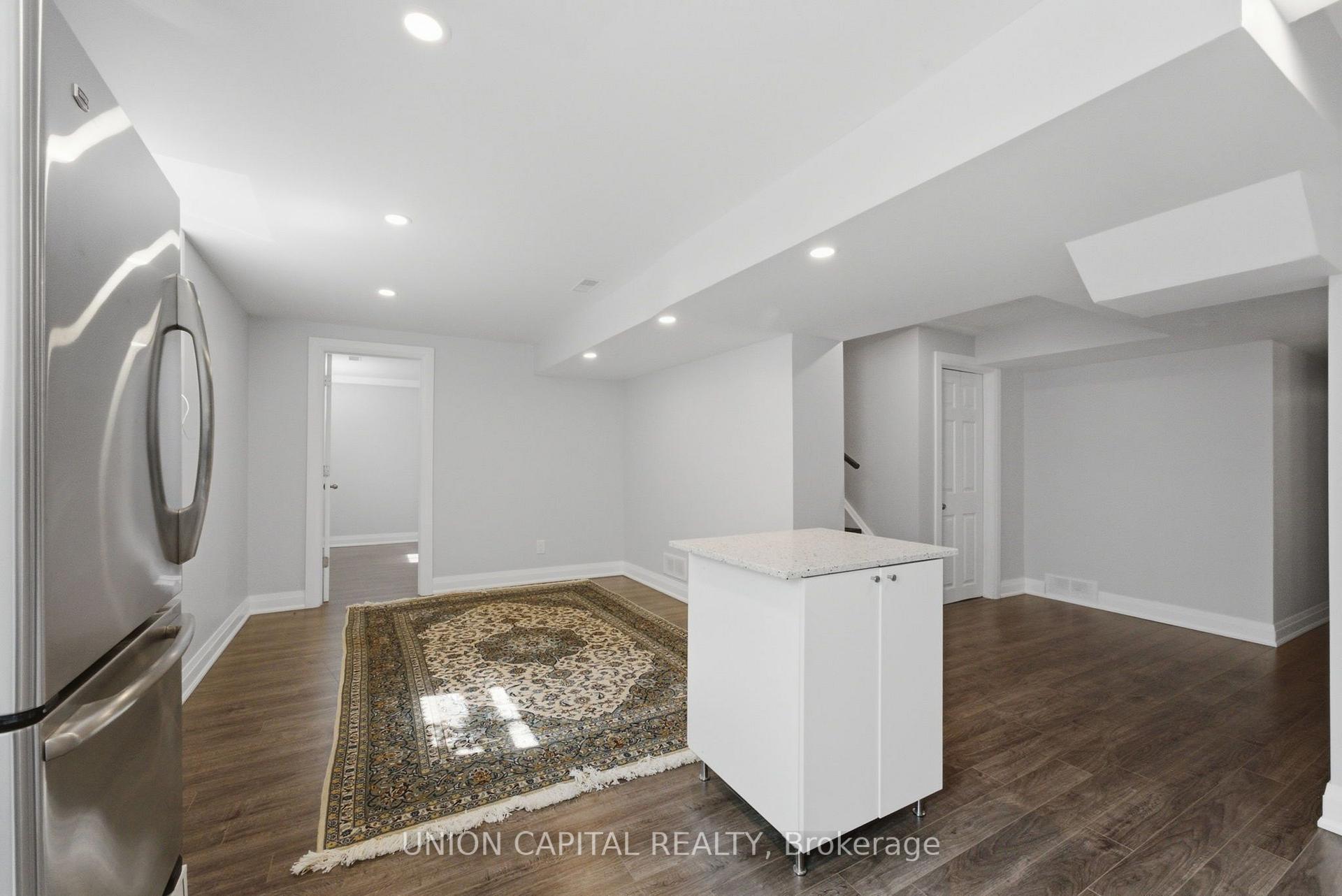Photo 38 of 33 Eakin Mill Road, Markham, Wismer — HOMEH